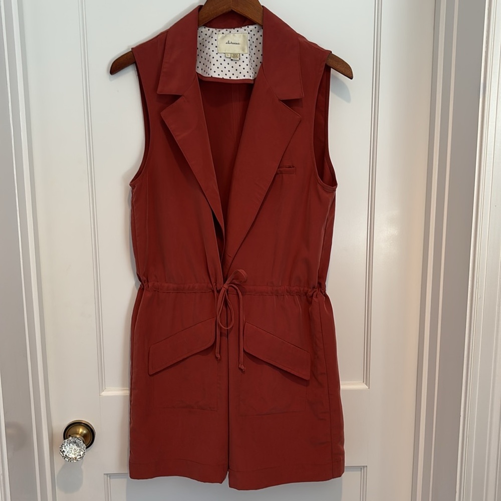 Elevenses Old Town long line vest w/ functional drawstring in terracotta / rust